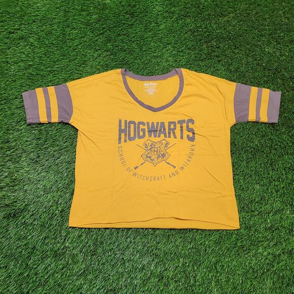 Official Harry Potter Hogwarts T-Shirt Womens Medium Boxy Cropped Fit - Picture 1 of 4
